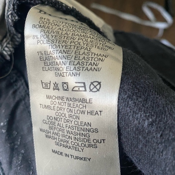 Burberry Brit mid rise Bexton black skinny jeans - Picture 9 of 13